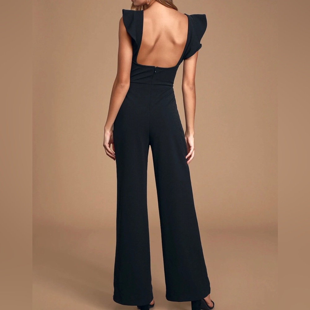 NWT M Lulu's Classic Black low back Ruffle Jumpsuit - Picture 2 of 11